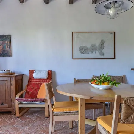 Pareti House Vakantiehuis Trappola (Livorno)
