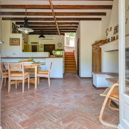 Pareti House Trappola (Livorno)