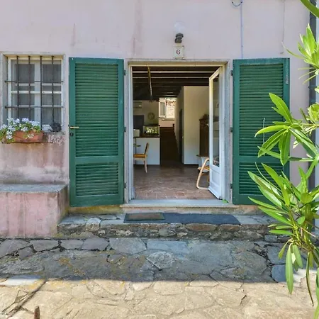 Vakantiehuis Pareti House *