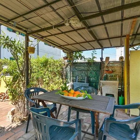 Pareti House Vakantiehuis Trappola (Livorno)